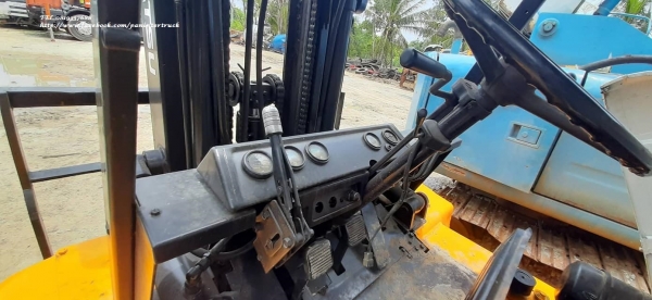 SALE !!ลดกระหน่ำ FORKLIFT KOMATSU FD40-4 รถยก ขนาด 4 ตัน / เสาสูง 4.40 เมตร /งายาว /เกียร์ทอร์ค (ออโต้) /สินค้าเก่าบริษัท พร้อมใช้งาน SALE !!ลดกระหน่ำ FORKLIFT KOMATSU FD40-4 รถยก ขนาด 4 ตัน / เสาสูง 4.40 เมตร /งายาว /เกียร์ทอร์ค (ออโต้) /สินค้าเก่าบริษัท พร้อมใช้งาน