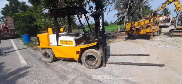 SALE !!ลดกระหน่ำ FORKLIFT KOMATSU FD40-4 รถยก ขนาด 4 ตัน / เสาสูง 4.40 เมตร /งายาว /เกียร์ทอร์ค (ออโต้) /สินค้าเก่าบริษัท พร้อมใช้งาน SALE !!ลดกระหน่ำ FORKLIFT KOMATSU FD40-4 รถยก ขนาด 4 ตัน / เสาสูง 4.40 เมตร /งายาว /เกียร์ทอร์ค (ออโต้) /สินค้าเก่าบริษัท พร้อมใช้งาน