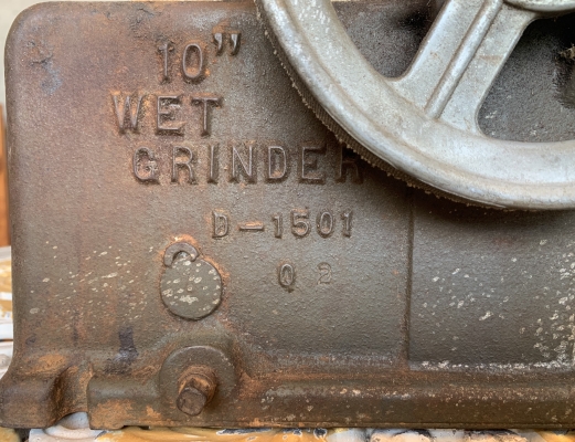 หินลับมีด แบบใช้น้ำโบราณ ( Antique Cast Iron Wet Stone Grinder ) ขนาด 10" หินลับมีด แบบใช้น้ำโบราณ ( Antique Cast Iron Wet Stone Grinder ) ขนาด 10"