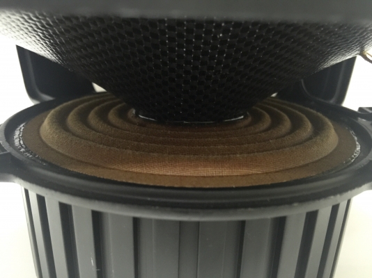 ขายลำโพง 6X9 แกนร่วม 3 ทาง ALTEC รุ่น ALS693 USA. ขายลำโพง 6X9 แกนร่วม 3 ทาง ALTEC รุ่น ALS693 USA.