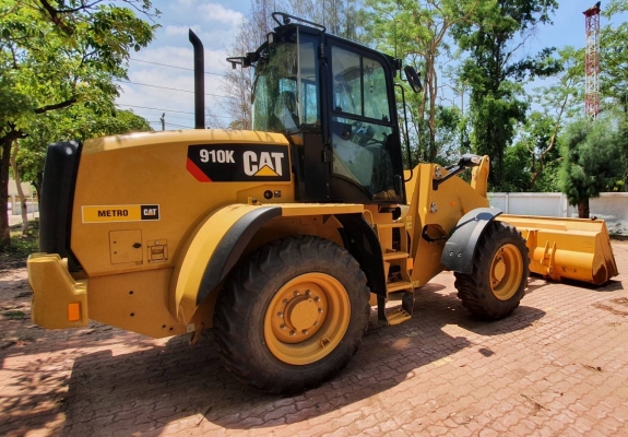 ขายรถตักล้อยาง CAT910M รุ่นใหม่ล่าสุด