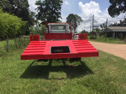 10ล้อ ท้ายลาด isuzu เครื่องnissan ทะเบียนพร้อมโอน