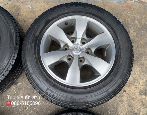 ล้อแม็ก Toyota Vigo ขอบ 16 สีเทาหน้าเงา แถมยาง 215-65-16 Michelin ปี 16 ล้อแม็ก Toyota Vigo ขอบ 16 สีเทาหน้าเงา แถมยาง 215-65-16 Michelin ปี 16
