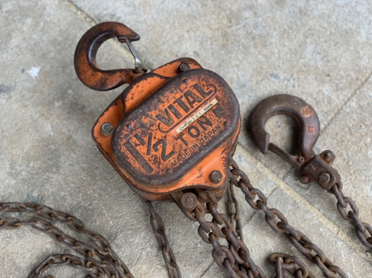 ขายรอกโซ่มือสาว Vital 1.5Ton made in Japan สภาพสวยใหม่มาก สาวนิ่มมือ พร้อมใช้งาน