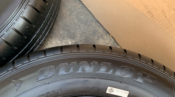 ยางใหม่ป้ายแดง 185-65-15 Dunlop ปลายปี 19 สวยกรฺิ๊บๆ