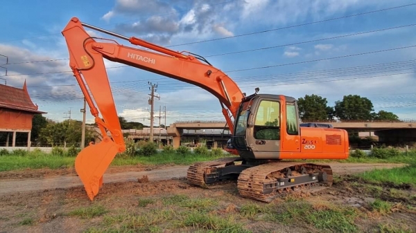 HITACHI ZX200-1 ไมล์ ขม.7000 เอกสารเล่มทะเบียนค่ะ HITACHI ZX200-1 ไมล์ ขม.7000 เอกสารเล่มทะเบียนค่ะ