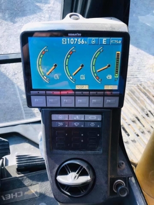 ขาย KOMATSU PC200-8 โทร.082-4865651 ขาย KOMATSU PC200-8 โทร.082-4865651