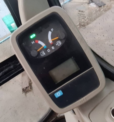 ขายด่วน785,000บาทรถแบคโฮKOBELCOSK115SR-6มาร์ซิคเทียบเท่าPC120ซีเรียล์สูงออโต้คันเร่งเต่ากะต่ายคลนโทลน้ำมันปั้มนี้วระบบไฟฟ้าครบเร็วแรงไม่โหลดเครื่อง 4สูบ อีซูซู4BG1มีตัวสับคอลโทลรถนอกเพื่งนำเข้ามาใหม่จากญี่ปุ่นยังไม่เคยใช้งานในไทยเลย