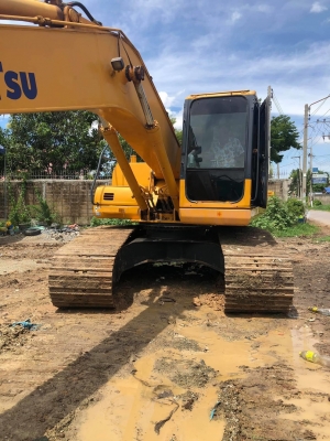 ขาย 1,090,000 บาท Komatsu PC200-7 ขาย 1,090,000 บาท Komatsu PC200-7
