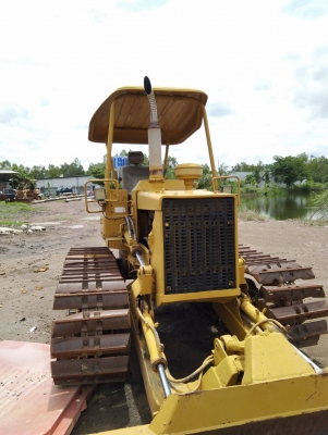 รถแทรกเตอร์ตีนตะขาบ KOMATSU D2-5 รถสวย สภาพดี 5 กระบอก มี VDO การทำงานให้ชม รถแทรกเตอร์ตีนตะขาบ KOMATSU D2-5 รถสวย สภาพดี 5 กระบอก มี VDO การทำงานให้ชม