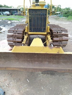 รถแทรกเตอร์ตีนตะขาบ KOMATSU D2-5 รถสวย สภาพดี 5 กระบอก มี VDO การทำงานให้ชม รถแทรกเตอร์ตีนตะขาบ KOMATSU D2-5 รถสวย สภาพดี 5 กระบอก มี VDO การทำงานให้ชม