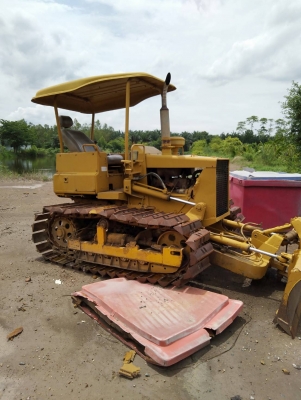 รถแทรกเตอร์ตีนตะขาบ KOMATSU D2-5 รถสวย สภาพดี 5 กระบอก มี VDO การทำงานให้ชม