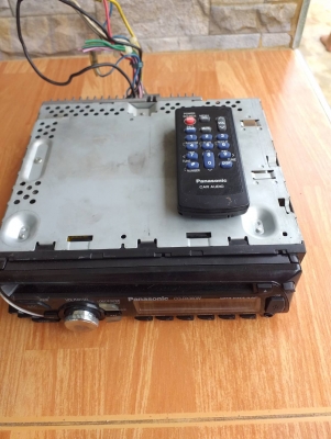 วิทยุติดรถยนต์ panasonic cq-rx300w usb cd mp3 aux 1100 บาท