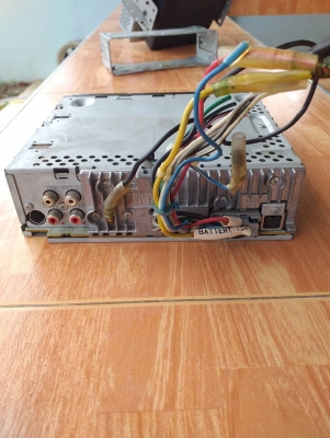 วิทยุติดรถยนต์ panasonic cq-rx300w usb cd mp3 aux 1100 บาท