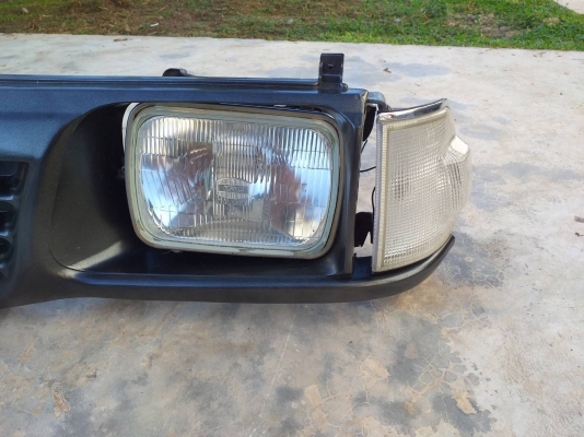 ชุดกระจังหน้าย้อย ใส่ isuzu mu tfr cameo   4500บาท