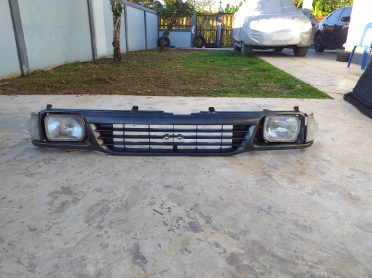 ชุดกระจังหน้าย้อย ใส่ isuzu mu tfr cameo   4500บาท