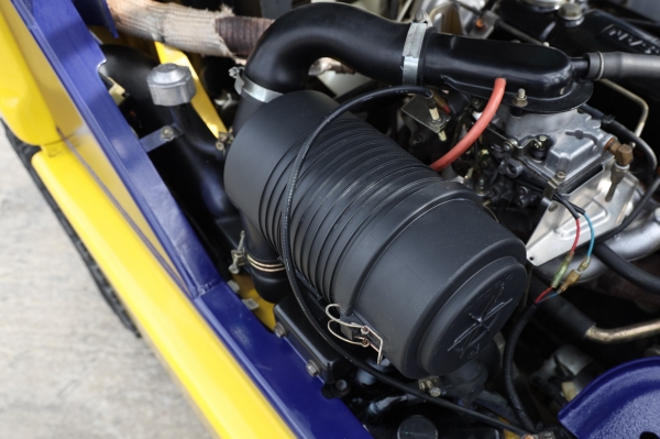 Komatsu FG25C-14 ขนาดยก2.5ตัน เสา3เมตร เบนซิน ออโต้ นำเข้าจากญี่ปุ่น