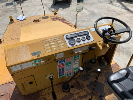 รถบด KAWASAKI รุ่น K20II แบบ 9 ล้อ รถสวยสภาพดี ราคาไม่แพงครับ