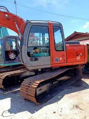 ขายHITACHI ZX120-1 เก่านอกแท้  สภาพสวย แทรค70  เดิมๆๆ  ใช้งานมาแค่ 6,xxxชั่วโมง  พร้อมใช้  โทร 089-3818694 จ๊อย