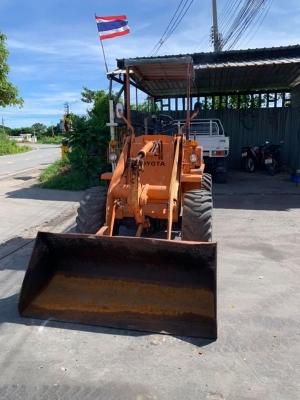 รถตักล้อยาง TOYOTA SDTL8  JOBFIGHTER  รถมือ 2 นำเข้าจากประเทศญี่ปุ่น ไม่เคยผ่านการใช้งานในไทย 100\%