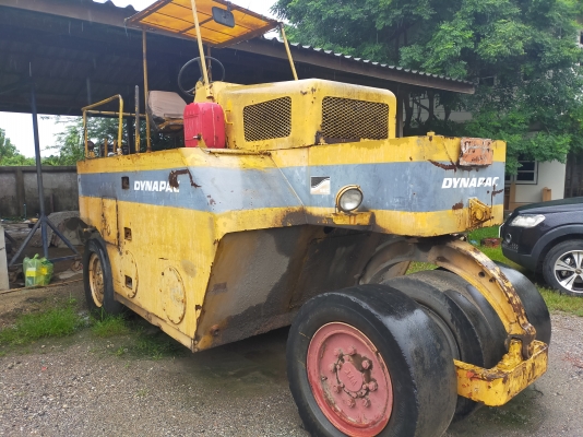 ขายรถบด DYNAPAC ล้อยาง7ล้เอกสารทะเบียน
