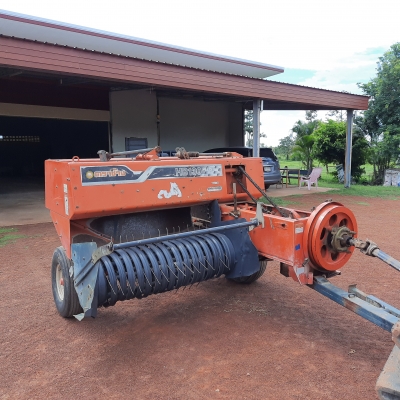 ขายเครื่องอัดฟางตราช้างHB130พลัส