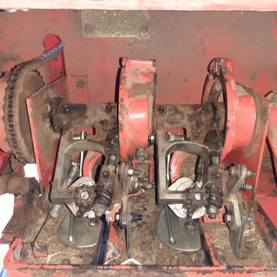 ขายเครื่องอัดฟางตราช้างHB130พลัส