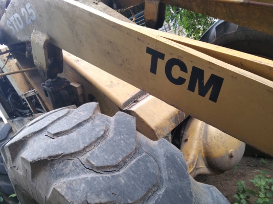 ขายด่วน รถตัก TCM สภาพใช้งานได้ปกติ ราคา 135000  สนใจสอบถาม 093 0764943  K ตั้ม