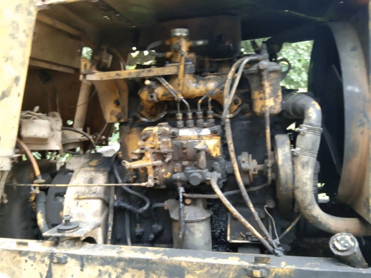 ขายด่วน รถตัก TCM สภาพใช้งานได้ปกติ ราคา 135000  สนใจสอบถาม 093 0764943  K ตั้ม