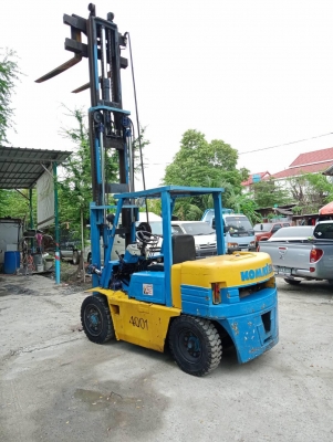 ดีเซล ขายโฟล์คลิฟต์ 4ตัน ดีเซล พร้อมใช้