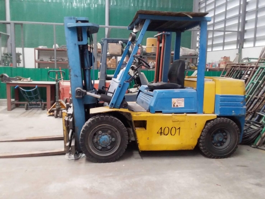ดีเซล ขายโฟล์คลิฟต์ 4ตัน ดีเซล พร้อมใช้