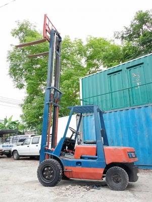 ดีเซล2.5ตัน พร้อมใช้งาน