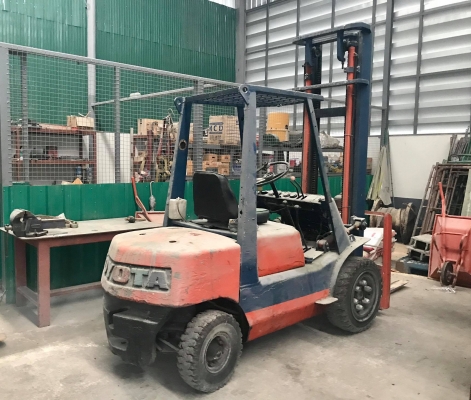 ดีเซล2.5ตัน พร้อมใช้งาน