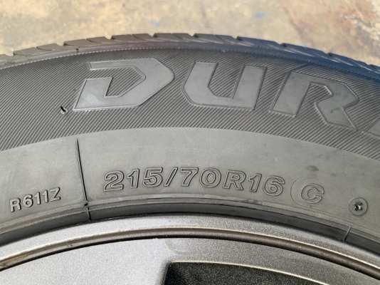 ล้อแม็ก ISUZU D-Max ขอบ 16 สีเทาดำ แถมยาง 215-70-16 Bridgestone ปลายปี 15