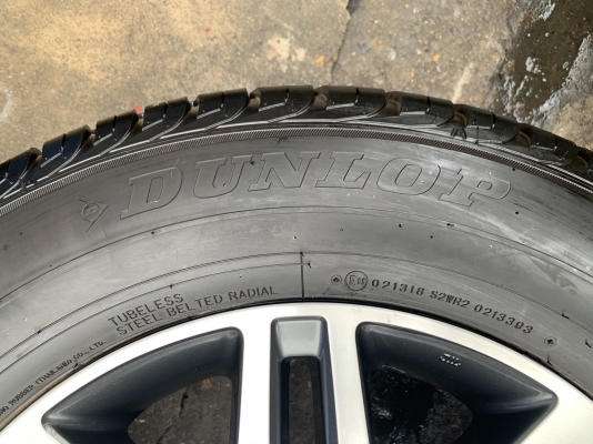 ล้อแม็กป้ายแดง Toyota Fortuner ขอบ 18 พร้อมยาง 265-60-18 Dunlop ปี 19 สวยๆ