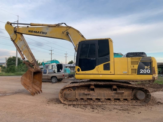 ขาย 1,150,000 KOMATSU pc 200-8 เล่มทะเบียน ไฟฟ้าครบ เครื่องดี ปั้มแรง เอวมีขยับ ช่วงล่างเต็ม รถพร้อมใช้เอกสารพร้อมโอน รถอยู่ ปทุมธานี สามโคก 090-772-3710 090-772-3708