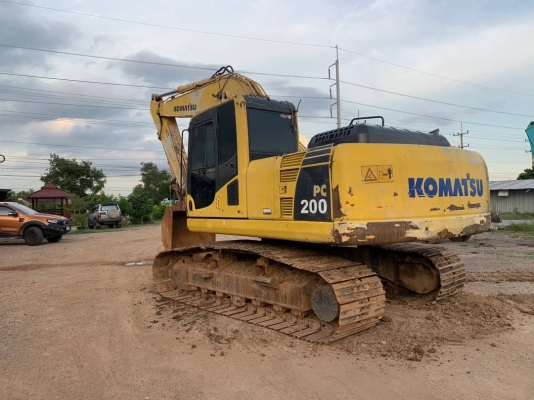ขาย 1,150,000 KOMATSU pc 200-8 เล่มทะเบียน ไฟฟ้าครบ เครื่องดี ปั้มแรง เอวมีขยับ ช่วงล่างเต็ม รถพร้อมใช้เอกสารพร้อมโอน รถอยู่ ปทุมธานี สามโคก 090-772-3710 090-772-3708