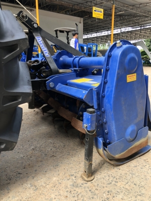 นิว ฮอลแลนด์ รุ่น Tc38r 38 แรงม้า