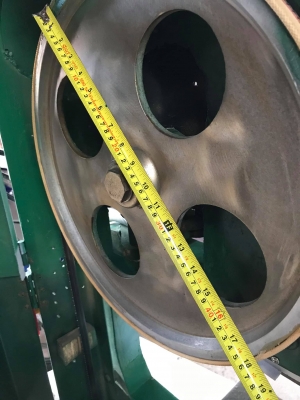 เลื่อยสายพาน