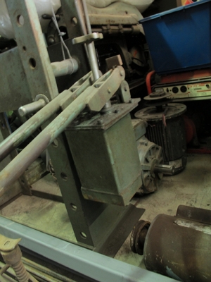 ขายแท่นอัดไฮดรอลิค20ตัน ขายแท่นอัดไฮดรอลิค20ตัน