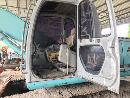 ขายด่วน KOBELCO SK200 MART SIX YN08 SUPER สภาพพร้อมใช้งาน เครื่องปั้มดี เอกสารใบแจ้งจำหน่าย สนใจสอบถาม 093 0764943 K ตั้ม