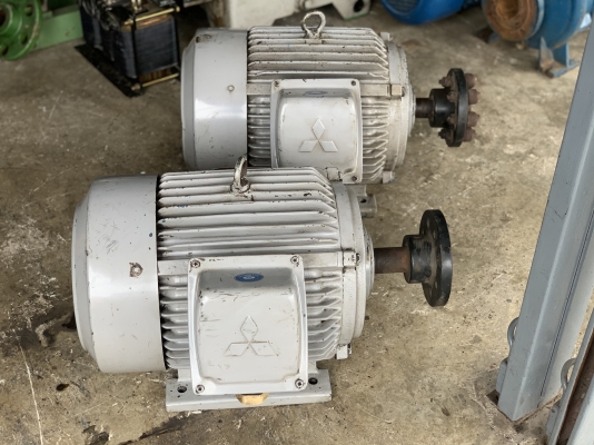( เหลือ 1ตัวครับ )ขายมอเตอร์ไฟฟ้า Mitsubishi 15HP. 1450rpm. 380V สภาพสวยใหม่มาก เดิมๆหมุนนิ่ม พร้อมใช้งาน มี 2ตัวครับ