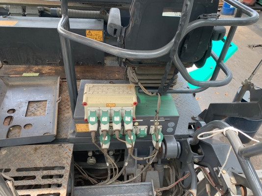 รถปูยาง VOGELE. SUPER 2100 รถปูยาง VOGELE. SUPER 2100