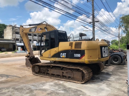 ขาย 780,000 บาท CATTERPILAR 320D