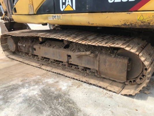 ขาย 780,000 บาท CATTERPILAR 320D ขาย 780,000 บาท CATTERPILAR 320D