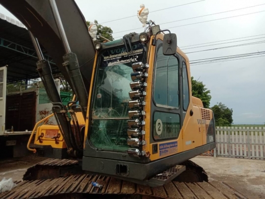 ขาย 885,000 บาท VOLVO EC210B Prime