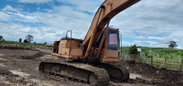 ขาย 495,000 บาท CATTERPILAR 320V2 ขาย 495,000 บาท CATTERPILAR 320V2