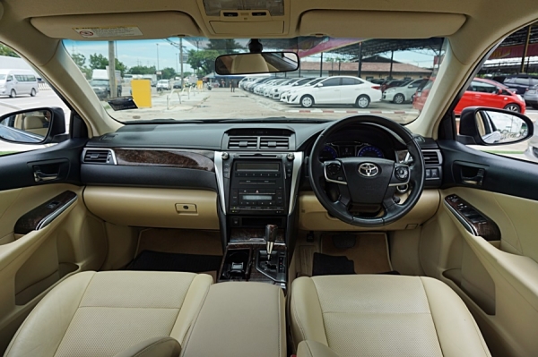 TOYOTA CAMRY 2.0G MNC AT 2015 TOYOTA CAMRY 2.0G MNC AT 2015