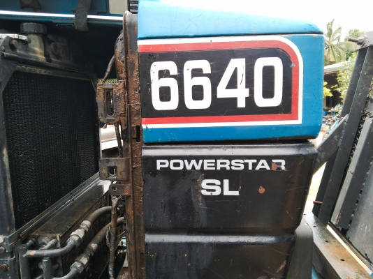 ขายรถไถฟอร์ด 6640 2 เพลาคานหน้าคาราโร่