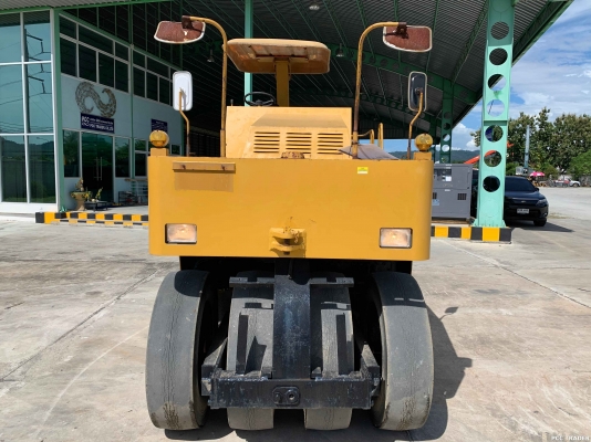 รถบด KAWASAKI รุ่น K20II สภาพสวย เครื่อง Isuzu 6BG1